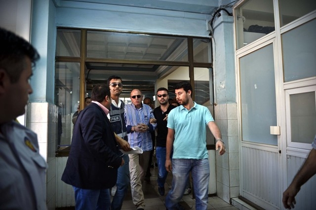 EMNİYETTE PARALEL OPERASYON 52