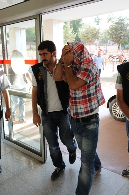 EMNİYETTE PARALEL OPERASYON 55