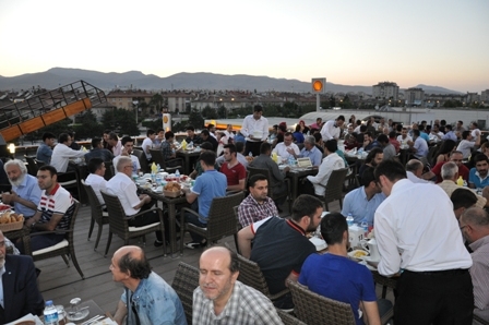 BASIN BAYRAMI GAZETECİLERİ BİR ARAYA GETİRDİ 17
