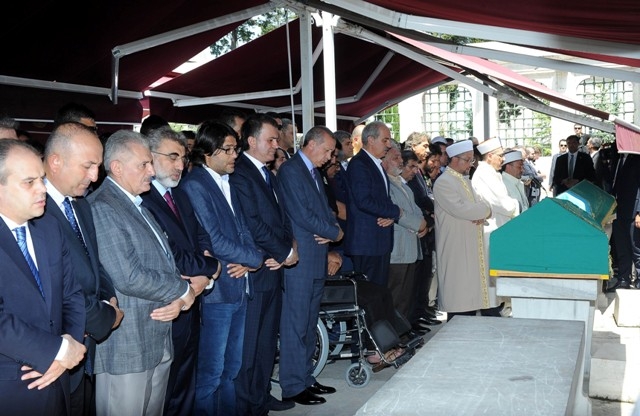 MURAT GÖĞEBAKAN TOPRAĞA VERİLDİ 21