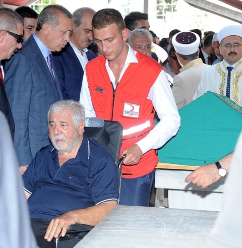 MURAT GÖĞEBAKAN TOPRAĞA VERİLDİ