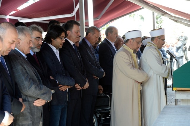MURAT GÖĞEBAKAN TOPRAĞA VERİLDİ 38