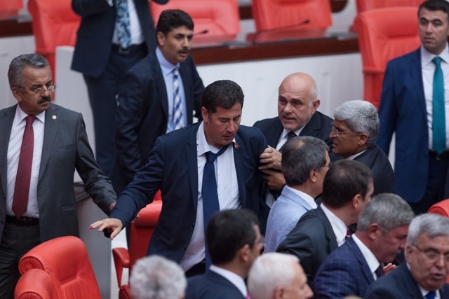 TBMM'Yİ RİNGE ÇEVİRDİLER 56