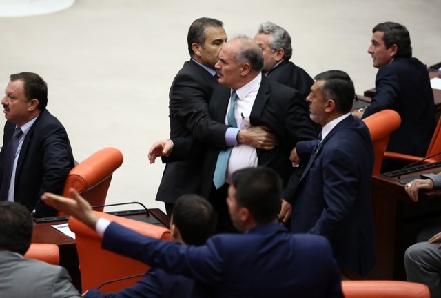 TBMM'Yİ RİNGE ÇEVİRDİLER 58