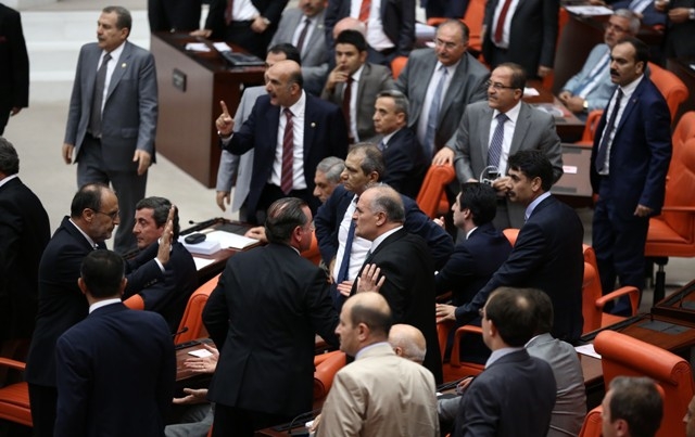 TBMM'Yİ RİNGE ÇEVİRDİLER 60