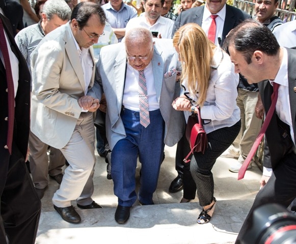 CUMHUR REİSİNİ SEÇTİ 23
