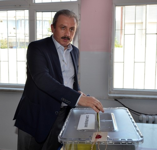 CUMHUR REİSİNİ SEÇTİ 67