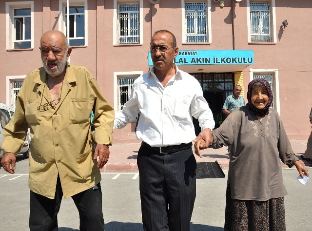 CUMHUR REİSİNİ SEÇTİ 9