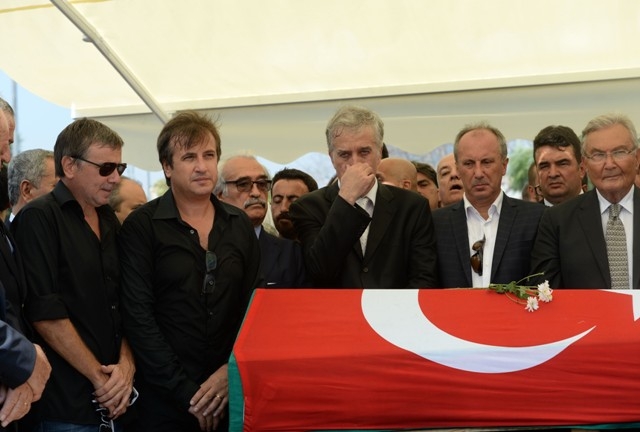 SÜLEYMAN SEBA SON YOLCULUĞUNA UĞURLANDI 107