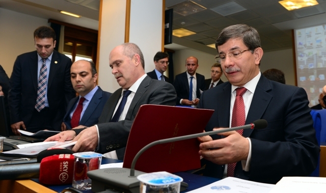 'STRATEJİK DERİNLİK'TEN BAŞBAKANLIĞA 195