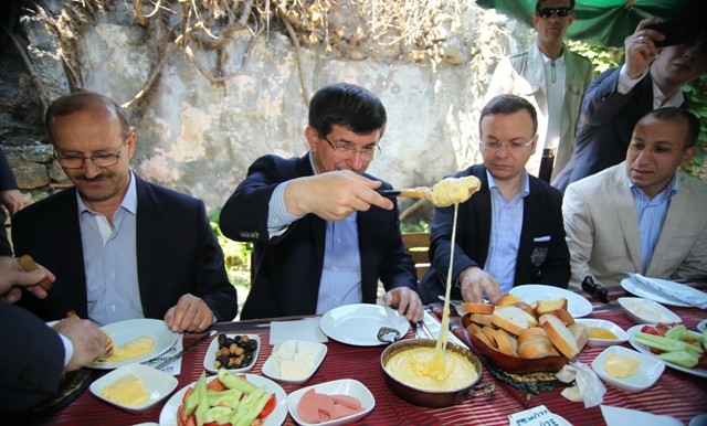 'STRATEJİK DERİNLİK'TEN BAŞBAKANLIĞA 460