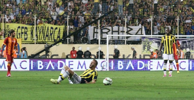 SÜPER KUPA FENERBAHÇE'NİN 122