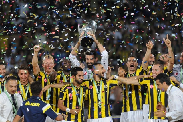 SÜPER KUPA FENERBAHÇE'NİN 157