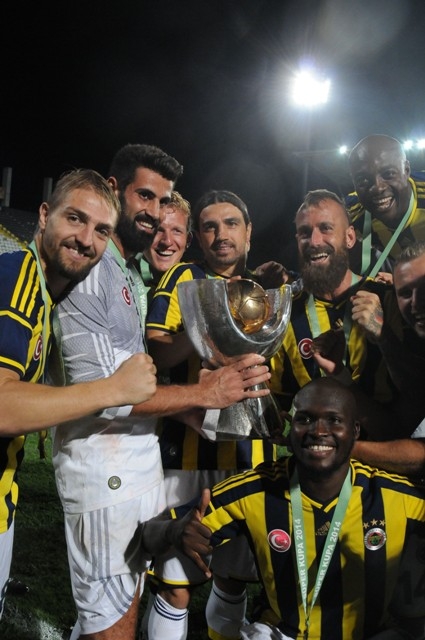 SÜPER KUPA FENERBAHÇE'NİN 163