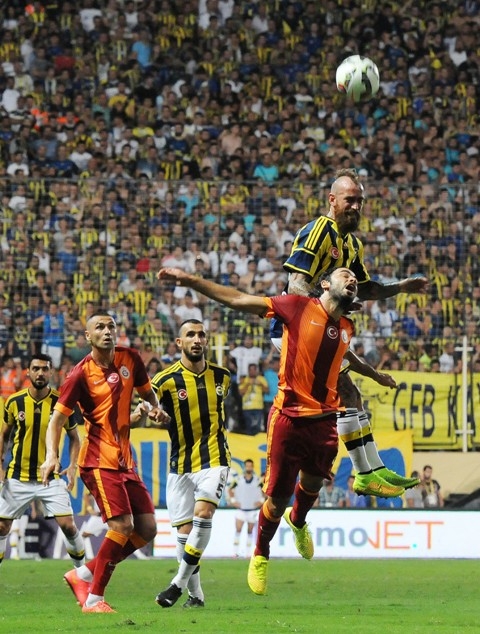 SÜPER KUPA FENERBAHÇE'NİN 42