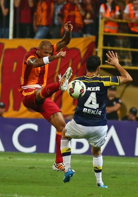 SÜPER KUPA FENERBAHÇE'NİN 49