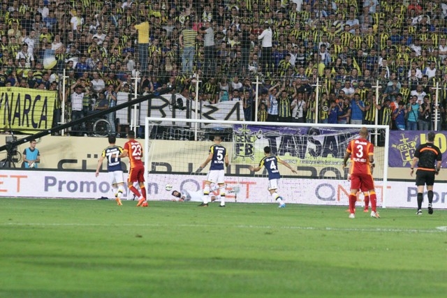 SÜPER KUPA FENERBAHÇE'NİN 99