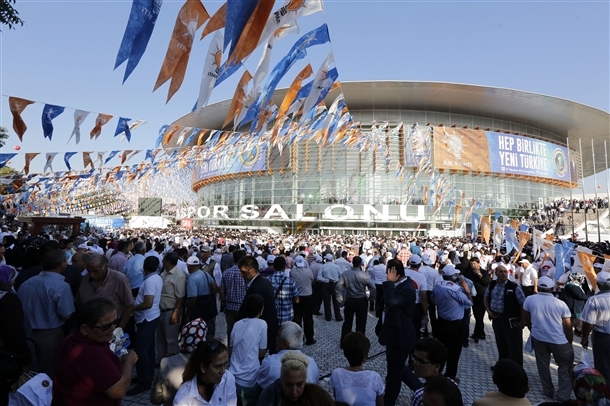 AK PARTİ 1. OLAĞANÜSTÜ KONGRESİ 1