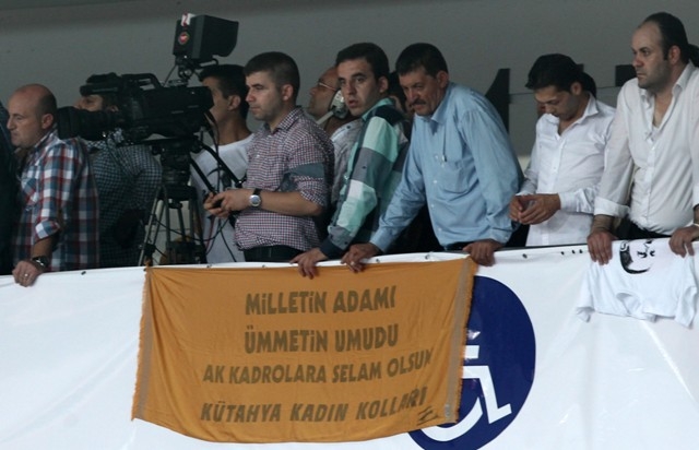 AK PARTİ 1. OLAĞANÜSTÜ KONGRESİ 127