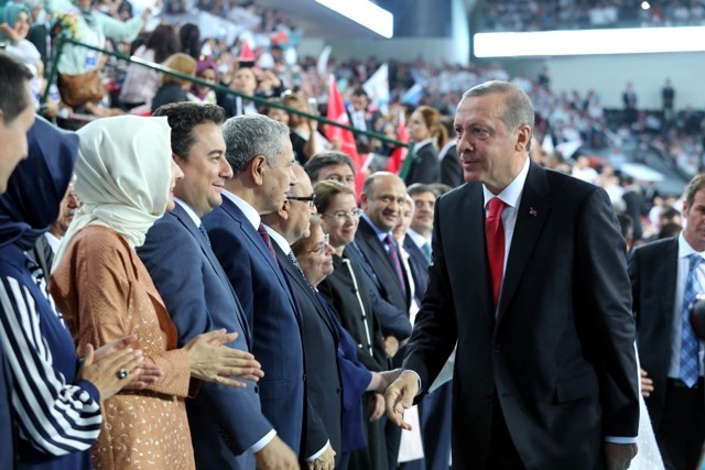 AK PARTİ 1. OLAĞANÜSTÜ KONGRESİ 174