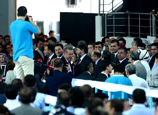 AK PARTİ 1. OLAĞANÜSTÜ KONGRESİ 198