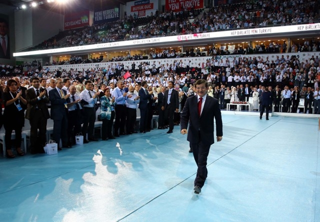 AK PARTİ 1. OLAĞANÜSTÜ KONGRESİ 233