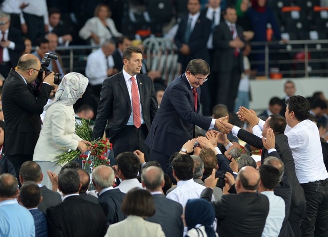 AK PARTİ 1. OLAĞANÜSTÜ KONGRESİ 275