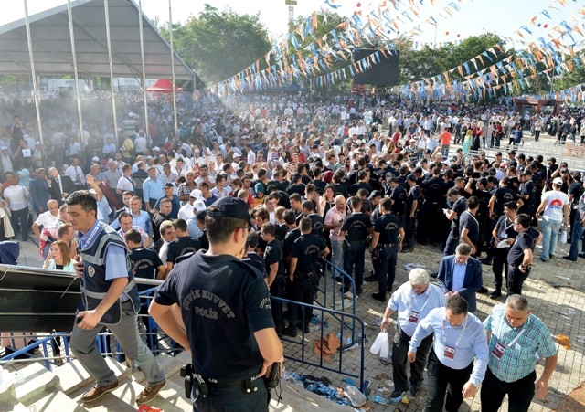 AK PARTİ 1. OLAĞANÜSTÜ KONGRESİ 88