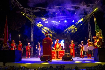 KONYA'DA DAVUTOĞLU COŞKUSU 5