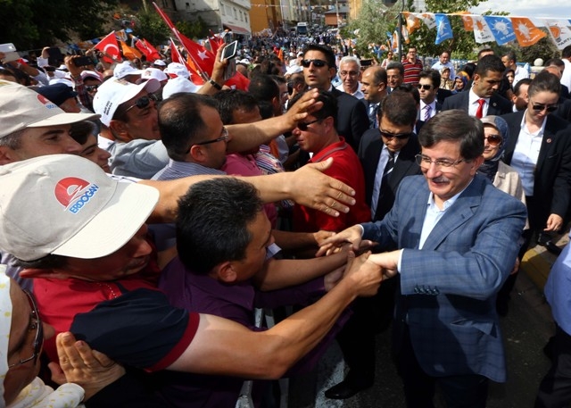 BAŞBAKAN DAVUTOĞLU BABA OCAĞINDA 10
