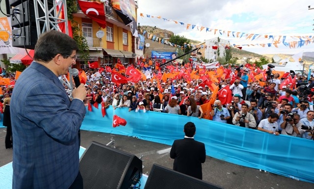 BAŞBAKAN DAVUTOĞLU BABA OCAĞINDA 15