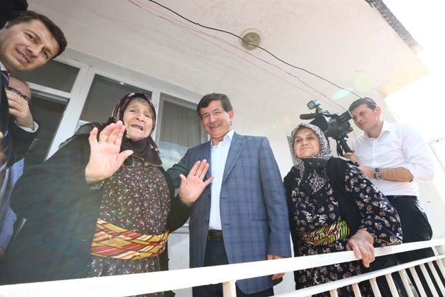 BAŞBAKAN DAVUTOĞLU BABA OCAĞINDA 36
