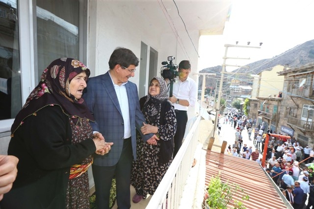BAŞBAKAN DAVUTOĞLU BABA OCAĞINDA 37
