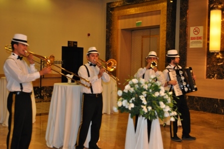 Aslı ile Mehmet Han evlendiler...İŞTE O KARELER 4