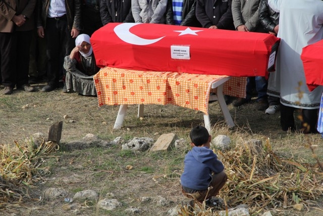 ANA YÜREĞİ NASIL DAYANSIN? 311