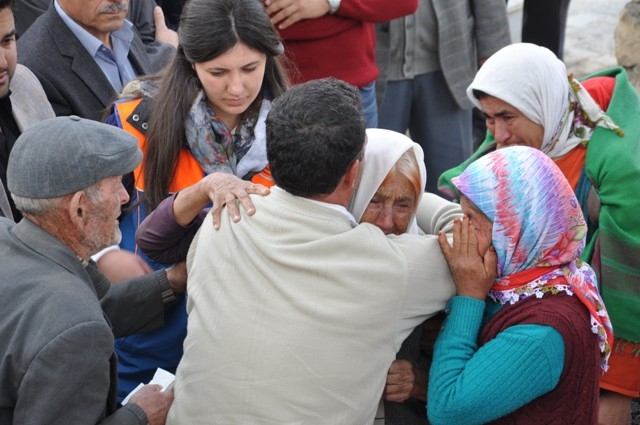 ANA YÜREĞİ NASIL DAYANSIN? 330