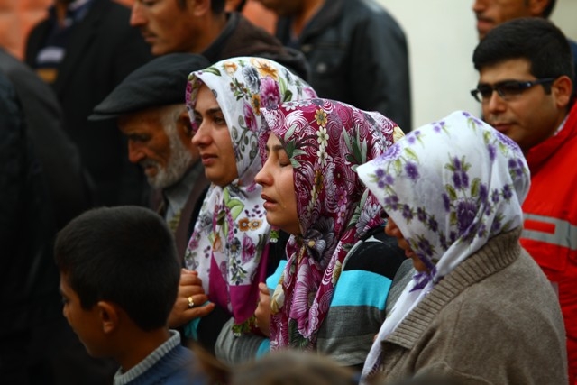 ANA YÜREĞİ NASIL DAYANSIN? 344