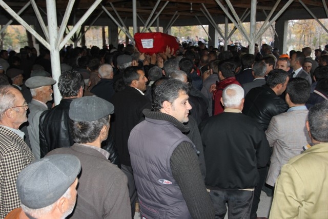 ANA YÜREĞİ NASIL DAYANSIN? 360