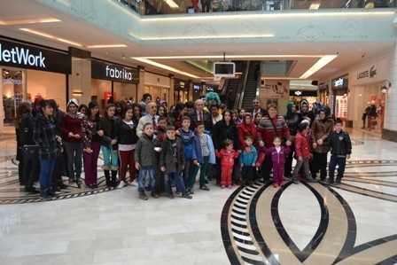 ÇOCUKLAR HER ŞEYİ HAK EDİYOR 4