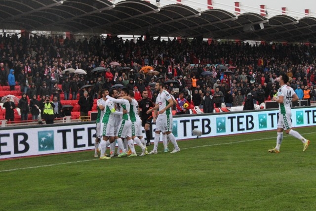 BALIKESİRSPOR:0 - TORKU KONYASPOR: 1 17