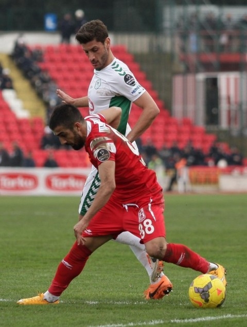 BALIKESİRSPOR:0 - TORKU KONYASPOR: 1 6