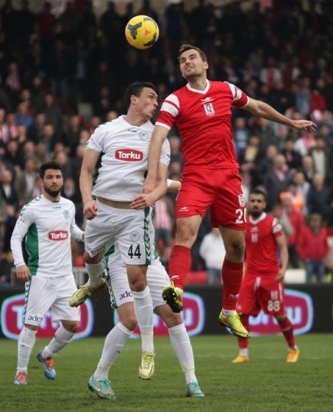 BALIKESİRSPOR:0 - TORKU KONYASPOR: 1 7