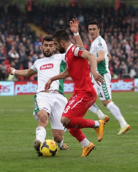 BALIKESİRSPOR:0 - TORKU KONYASPOR: 1 8