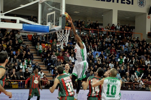 TORKU KONYASPOR: 93 - PINAR KARŞIYAKA:100 3