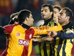 En ünlü futbolcu kavgaları