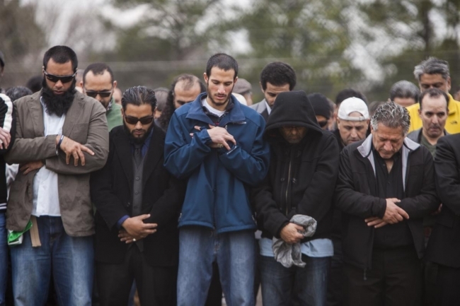 ABD'de katledilen 3 Müslüman defnedildi 4