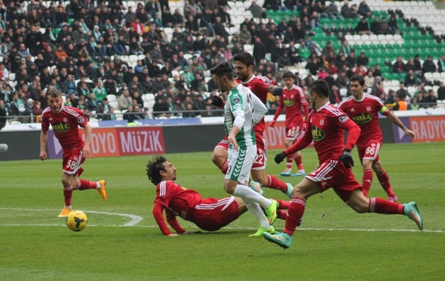 Konya'da kazanan Sergen'in Sivasspor'u 24