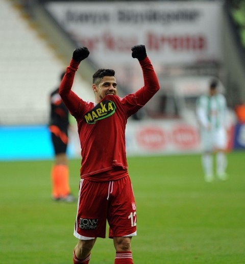 Konya'da kazanan Sergen'in Sivasspor'u 25