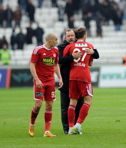 Konya'da kazanan Sergen'in Sivasspor'u 30