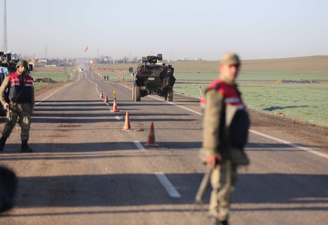 TÜRK ORDUSU SURİYE'YE BÖYLE GİRDİ 6